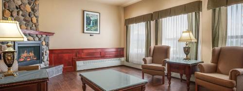 Grande Cache Hotel | Grande Cache Inn & Suites
