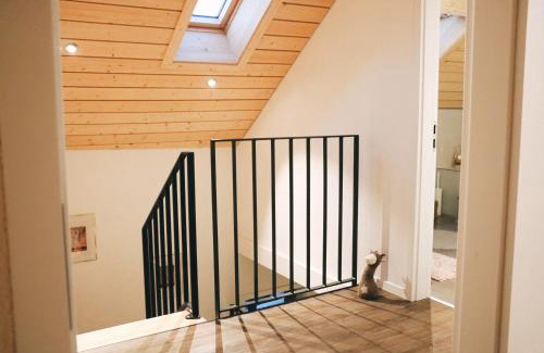 Courtedoux Bed & Breakfast | Grande chambre à louer