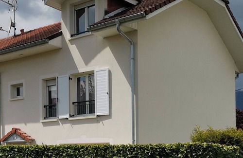 Saint-Genis-Pouilly House | Grande et Spacieuse Maison Pour 4 à 6 Personnes. Proche Cern et Genève