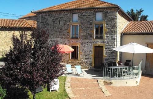 Saint-Paul-de-Vezelin House | Grande maison de campagne avec cheminée, jardin et Wifi - FR-1-496-273