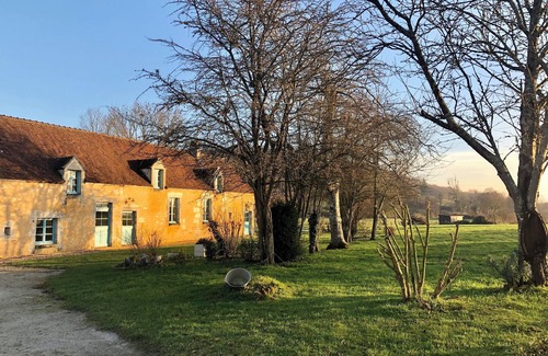 Saint-Mard-de-Reno House | Grande Maison Familiale au Calme