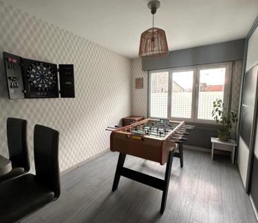 Bleriot-Plage House | Grande maison familiale 300 m de la plage et du centre