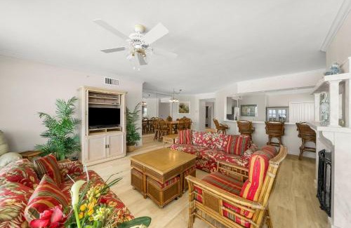 Bel Air Apartment | Grande Surf #1E
