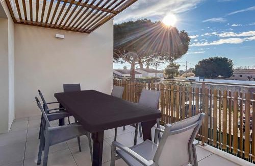 Vias House | Grande Terrasse & Parking - à Vias