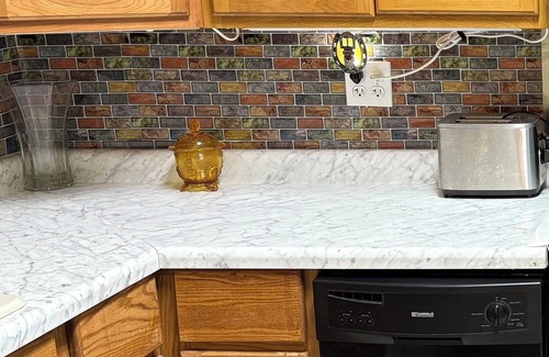 Washington County House | Grandest Lil Blue River RentalUnits A/BnWhole household
