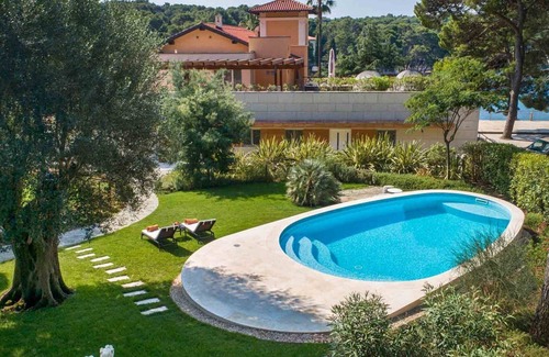 Cove Murtar Villa | Grandiose Mali Losinj Villa | Villa Venera | 8 Bedrooms | Beach front |.