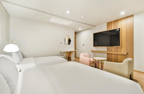 Buk-gu Hotel | Grandis Hotel