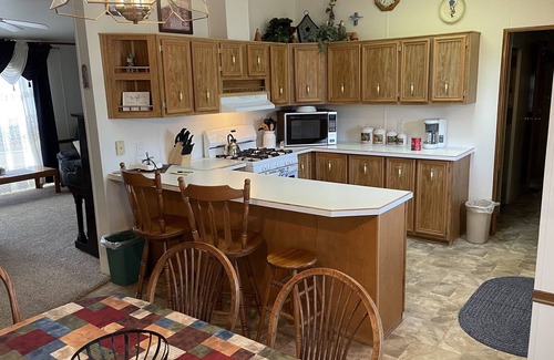 Alamosa House | Grandma's House: 3bed/2bath near ASU #1421