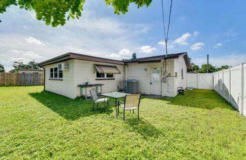 Pinellas Park House | Grandpa Daves Vintage Getaway in Pinellas Park!