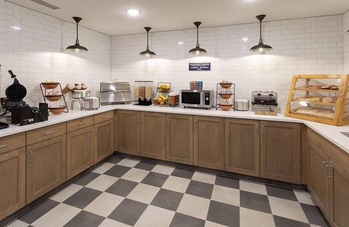 Milbank Hotel | Grandstay Hotel and Suites Milbank