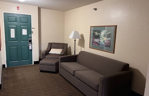 Waseca Hotel | Grandstay Hotel and Suites