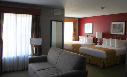 Ames Hotel | GrandStay Hotel & Suites Ames