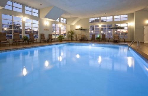 Glenwood Hotel | GrandStay Hotel & Suites - Glenwood