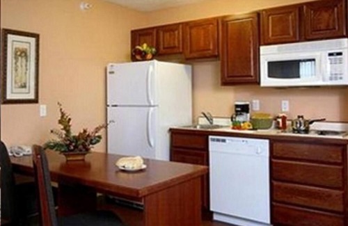 Faribault Hotel | GrandStay Residential Suites Hotel