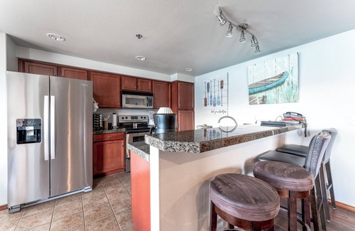 Chelan Condo | GrandView 303 -2 Bedroom Waterfront condo