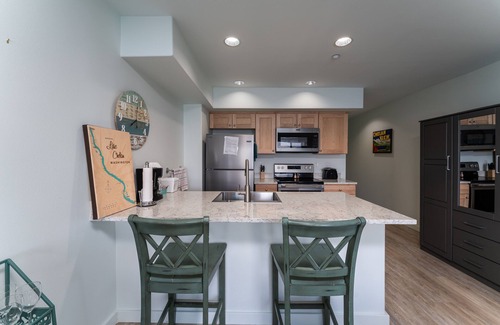 Chelan Condo | Grandview 526 Waterfront condo on Lake Chelan