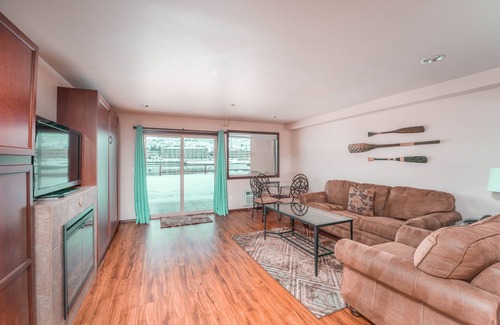 Chelan Condo | Grandview 610 Waterfront condo on Lake Chelan