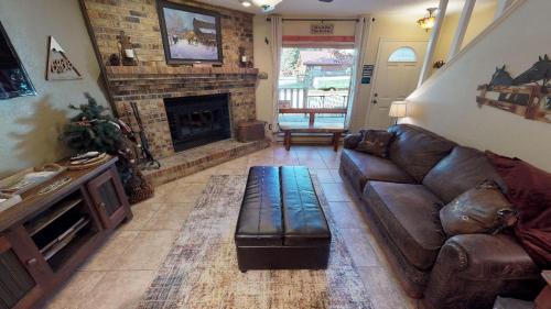 Red River Apartment | Grandview 9 Townhouse With Wifi
