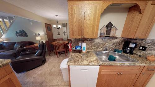 Red River Apartment | Grandview 9 Townhouse With Wifi