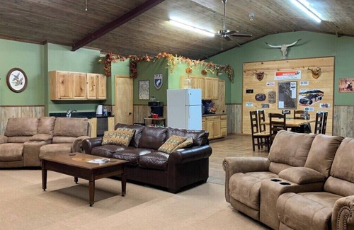 Ethel Apartment | Grandview Acres Bunkhouse