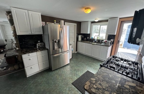 Grand View Beach House | Grandview Beach 4 Bedroom House on private road Mullett Lake and Inland Waterway