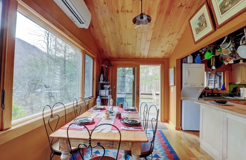 Phoenicia Cabin | Grandview Cabin is in Woodland Valley in the High Catskill Mountains
