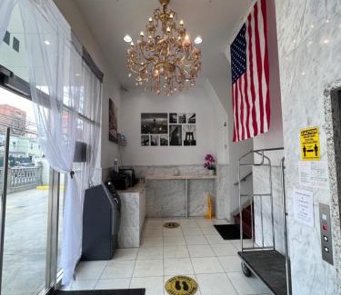 Queens Hotel | Grandview Hotel New York