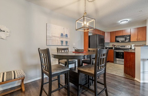 East Kootenay Apartment | Grandview Pointe | Pool | Hot Tub | Gym
