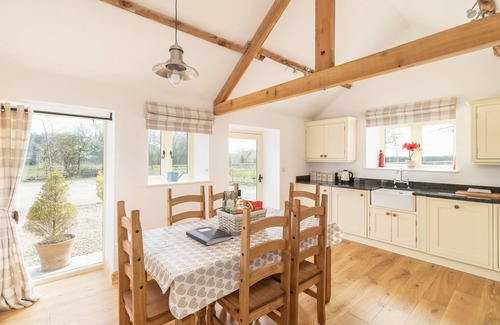 Scawton Cottage | Grange Cottage - a holiday cottage that sleeps 6 guests in 3 bedrooms