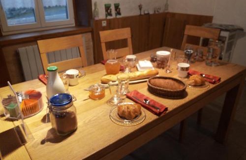 Anjeux Bed & Breakfast | Grange d'Anjeux Bed & Breakfast