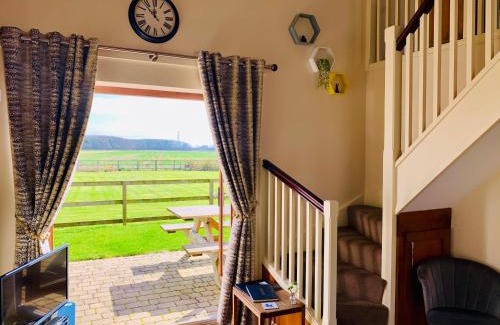 Wressle House | Grange Farm Cottages