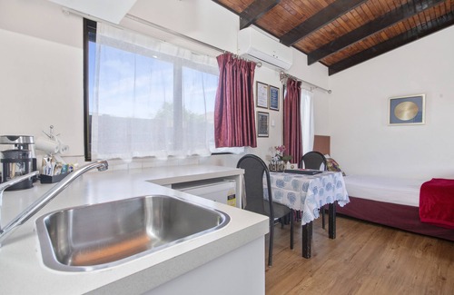 Papatoetoe Hotel | Grange Motel