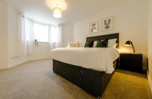 Clifton Apartment | Grange Road Two Bedroom Flat