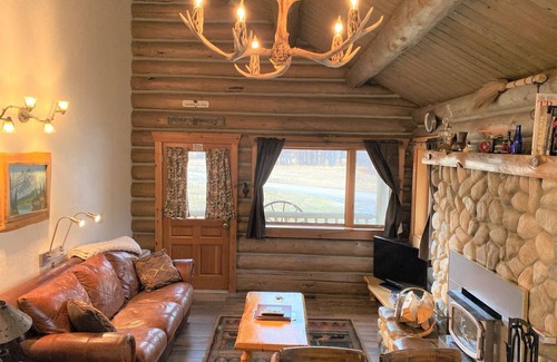 Darby Cabin | Granite Cabin at Rye Creek Lodge