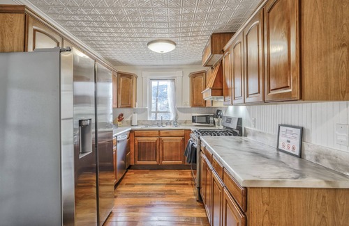 Manitou Springs House | Granite Grotto