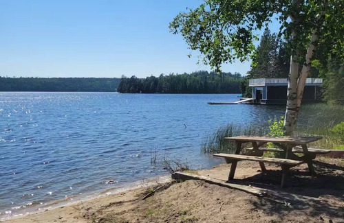 Northern Ontario Cabin | Granite Lake 2 Bedroom Cabin