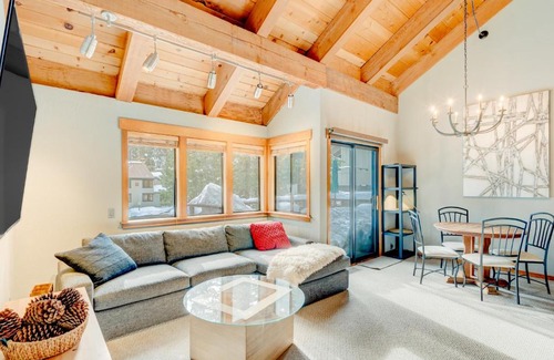 Tahoe Woods Hotel | Granlibakken Getaway - #72A