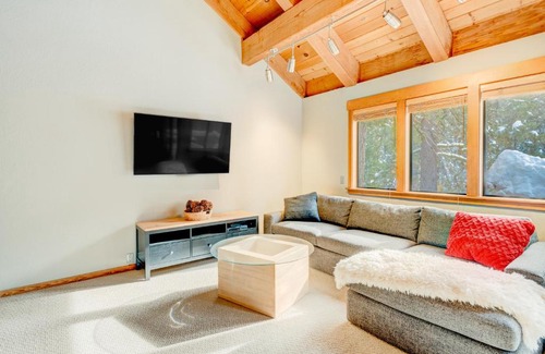 Tahoe Woods Hotel | Granlibakken Getaway - #72A