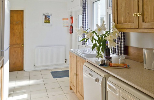 Buckland Brewer Cottage | Granny Bond's Farmhouse