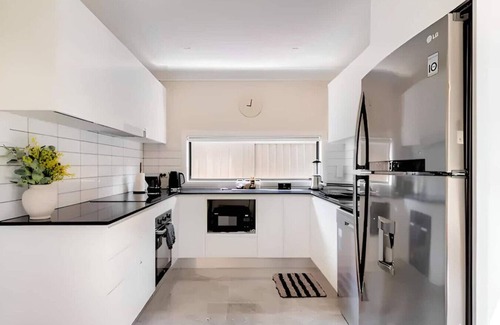Kingswood House | Granny Guest house Sydney Blue Mountain