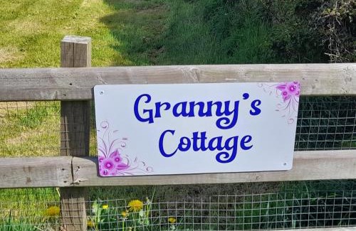 Termon House | Granny's cottage, a lovely lakeside cottage