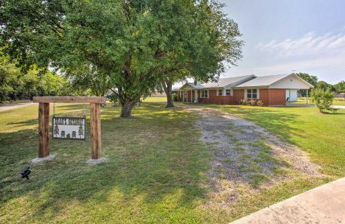 Sulphur Bluff House | Grans Getaway - Peaceful Texas Retreat