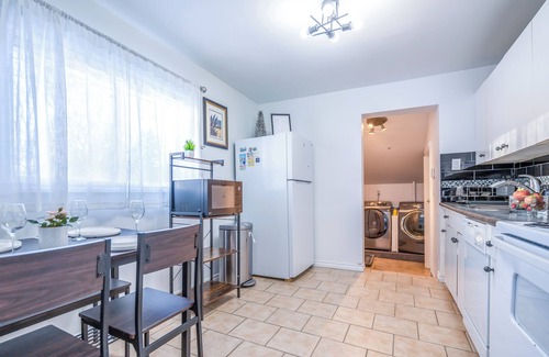 Winnipeg House | Grant Park Getaway: Entire 3-BR Home +Flex Room