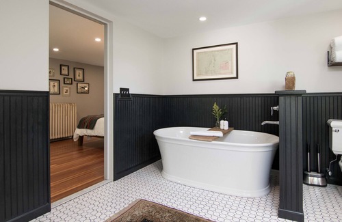 Housatonic Bed & Breakfast | Granville House