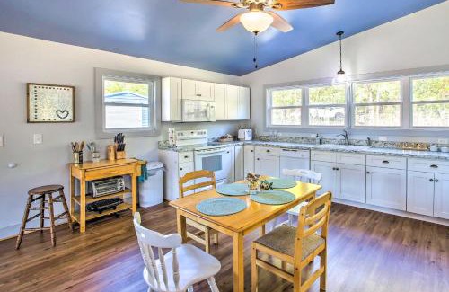 Granville House | Granvilles Blue Cottage Porch and River View!