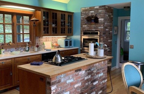 Wilmington House | Grateful Getaway - 5BR, 3.5B Home Sleeps 10 - Close to Mount Snow!