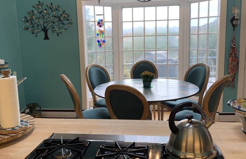 Wilmington House | Grateful Getaway - 5BR, 3.5B Home Sleeps 10 - Close to Mount Snow!