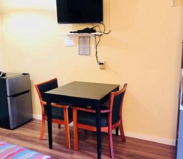 Shields Hotel | Gratiot View Motel