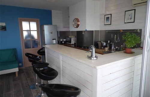 Le Grau-dʼAgde Apartment | Grau d'Agde: Air-conditioned Apartment with 2 Bedrooms 20m from the Beach