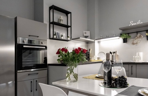 Vozdovac Apartment | Gray Cloud of Sky Point Apartments